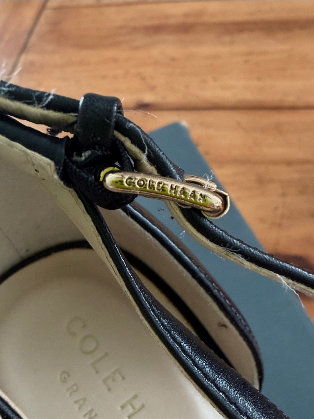 Cole Hahn Wedge with ankle strap size 10 - Picture 7 of 17